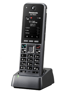KX-TPA73 | KX-TPA73CEB
● Manažérský bezdrátový telefon
● Redukce okolního hluku
● Protiskluzová úprava
● Bluetooth pro HF
● Nabíjení za 3 hodiny
● až 400h stand-by režimu
● až 20h hovorového času